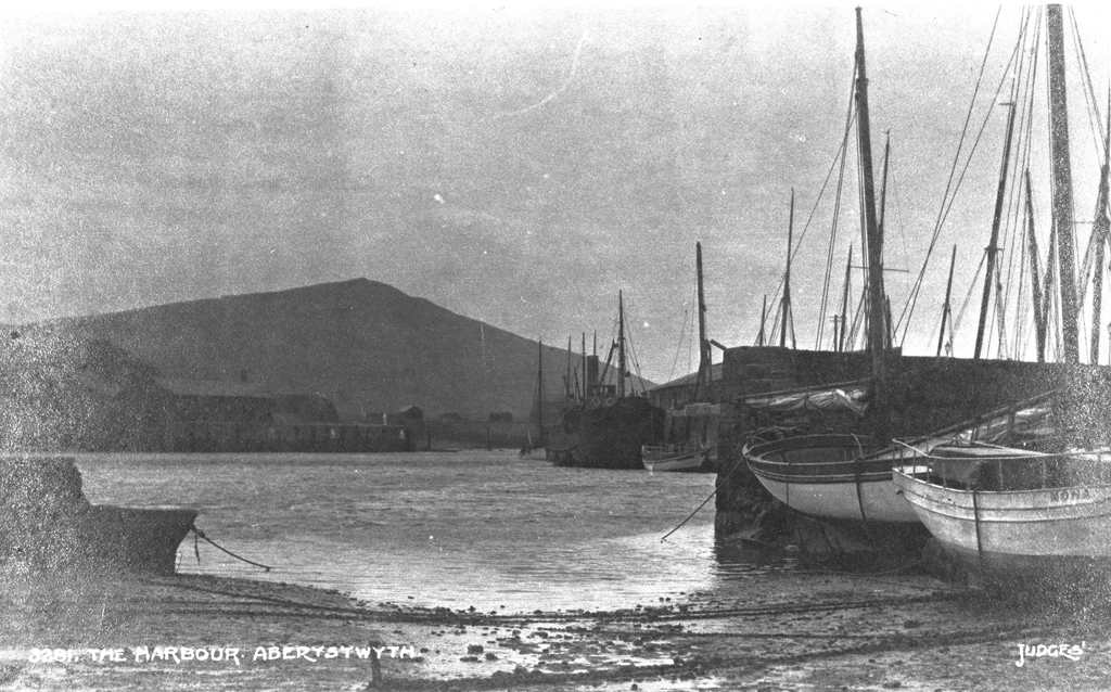 Aberystwyth harbour, postcard. © Crown Copyright RCAHMW.