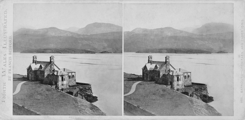 Coes Faen, stereo photograph. © Crown Copyright RCAHMW.