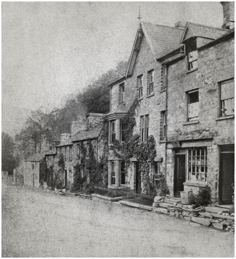 Animated stereoscopic photograph of houses in Betws-y-Coed. © Crown Copyright RCAHMW.