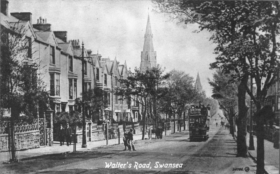 Walter’s Road, postcard. © Crown Copyright RCAHMW.