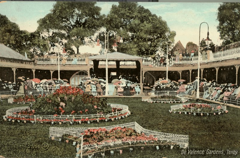 De Valence gardens, postcard. © Crown Copyright RCAHMW.